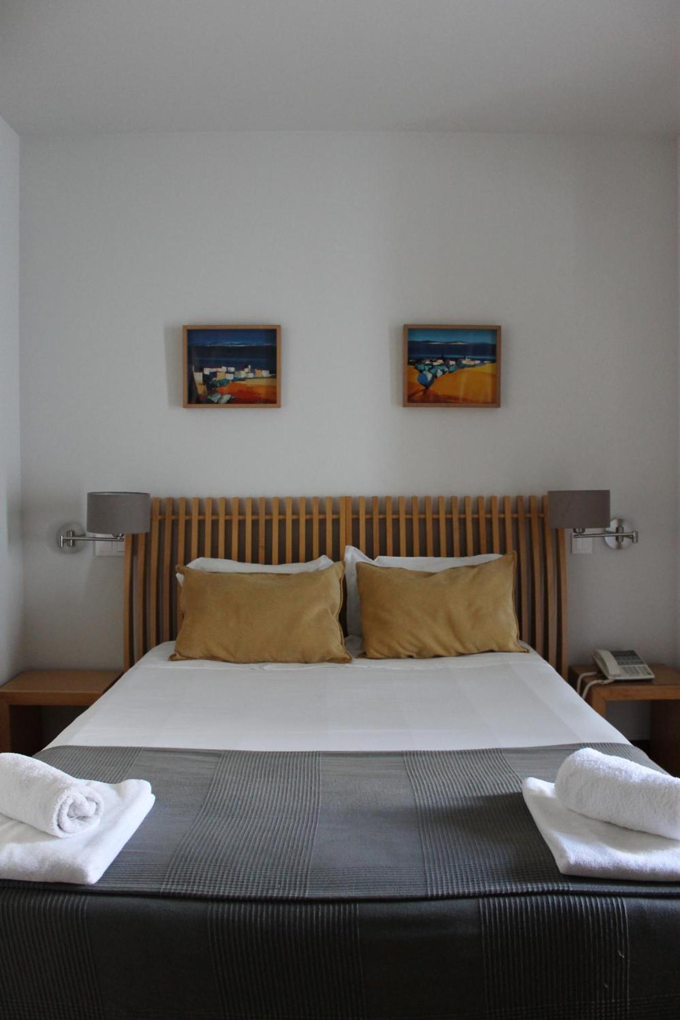 Hotel Paulo VI Рио Майор Екстериор снимка
