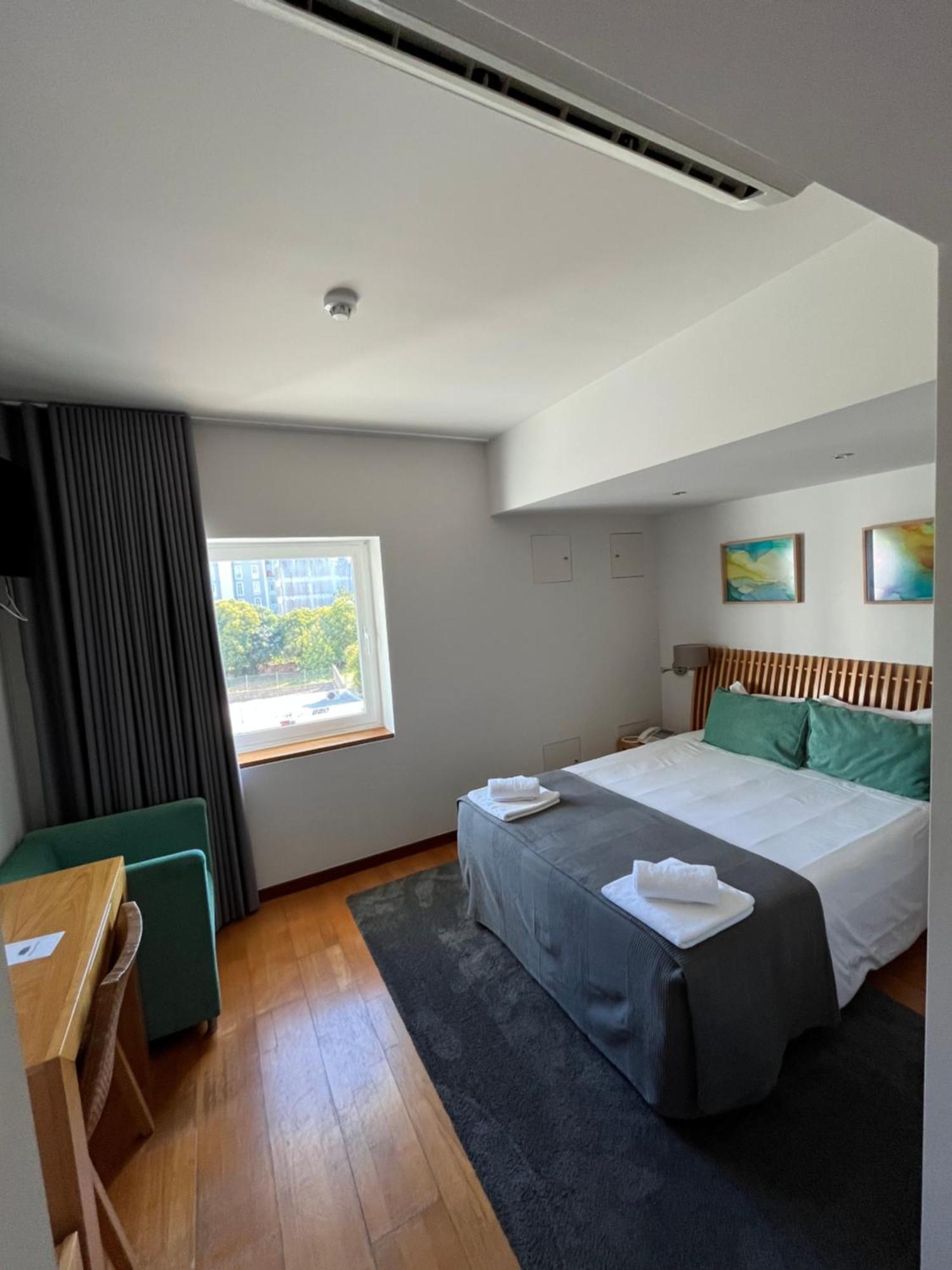 Hotel Paulo VI Рио Майор Екстериор снимка