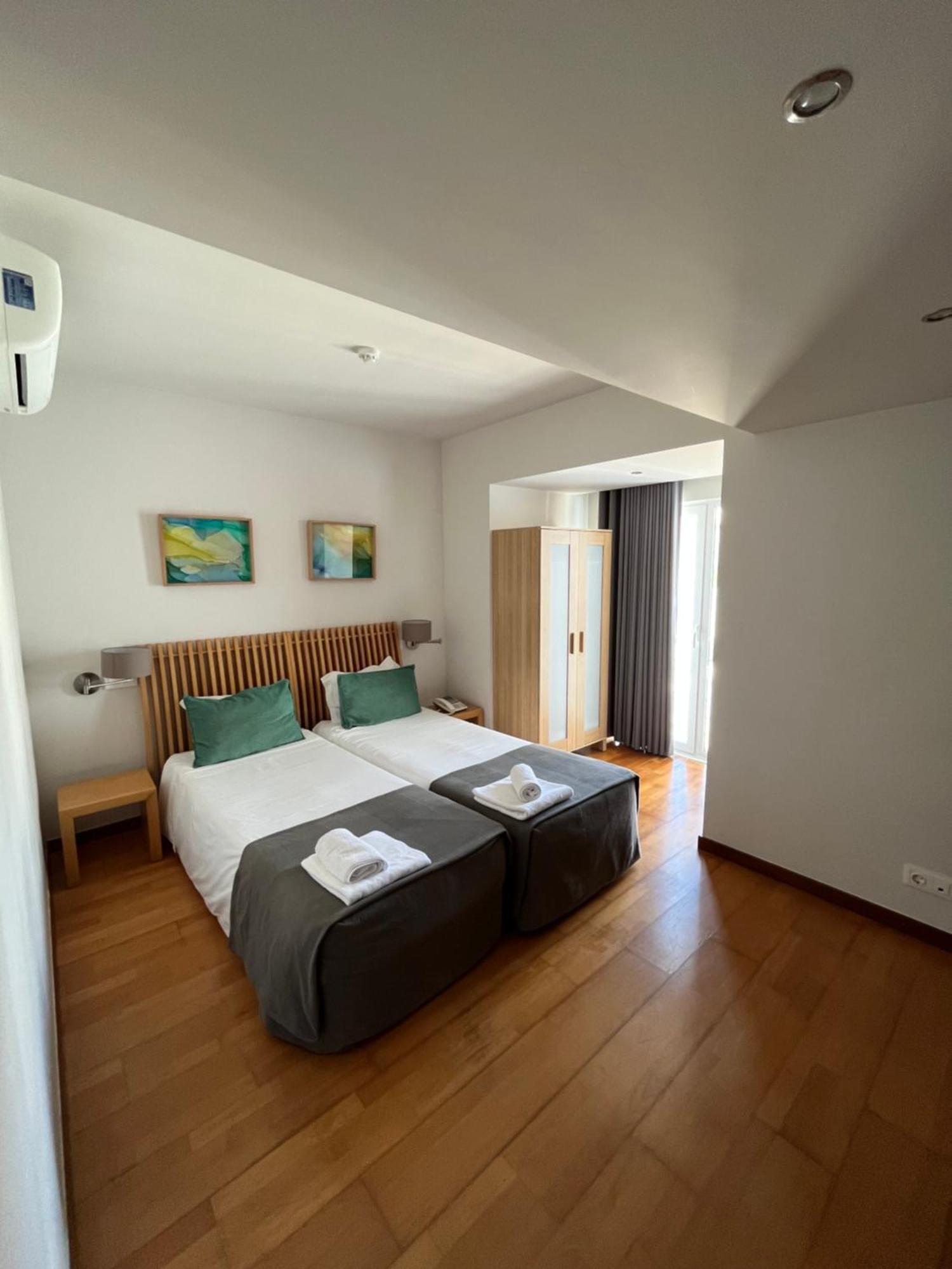 Hotel Paulo VI Рио Майор Екстериор снимка